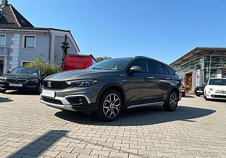 Fiat Tipo Kombi Cross 1.6 *LED Kamera PDC DAB Sitzh.*