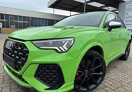 Audi RS Q3 2.5 TFSI S tronic quattro VOLL!!!!