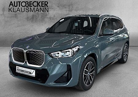 BMW iX1 xDRIVE30 M SPORT 18''LC PROF AHK KAMERA HuD LED