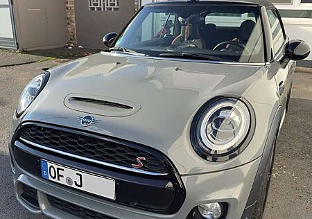 Mini Cooper S Cabrio Moonwak Grey JCW