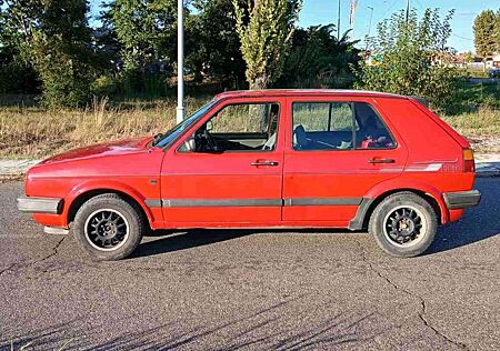 VW Golf Volkswagen 2
