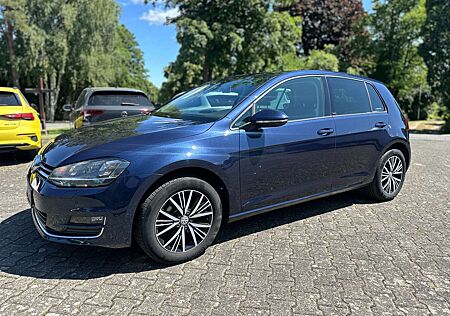 VW Golf Volkswagen VII 1.2 TSI Allstar BlueMotion Shz/Navi/Pdc/Xenon