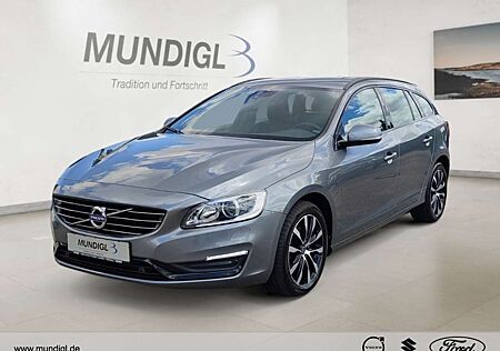 Volvo V60 Linje Svart D4 StandHZG Navi Digitales Cockpit Sou