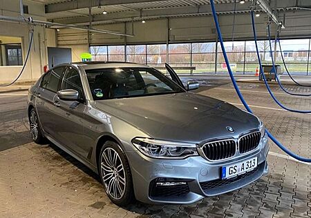 BMW 530 Lim. d xDrive M Sport PAKET / G30 Paket/