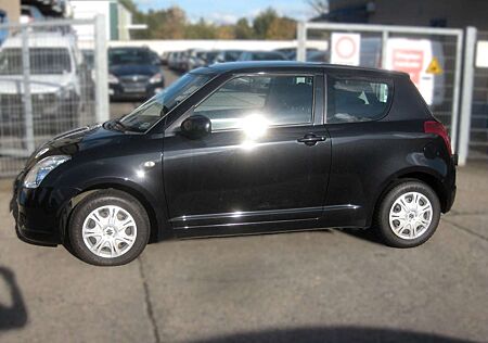 Suzuki Swift Lim. Klima, Sitzh. Service + TÜV neu *