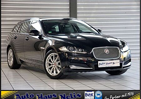 Jaguar XF Sportbrake 2,2D NaviTouch Xenon PDC RFKam Key