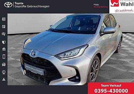 Toyota Yaris 1.5 Hybrid Team Deutschland
