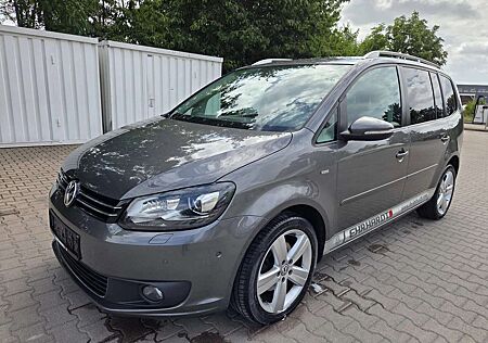 VW Touran Volkswagen Life+AHK+BI-XENON+PANO+PARK.ASYSTENT