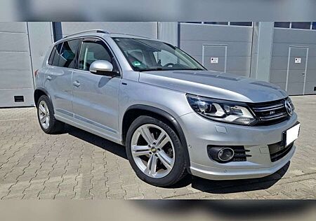 VW Tiguan Volkswagen 2.0 TDI R-Line*Facelift*Xenon*AHK*TÜV Neu