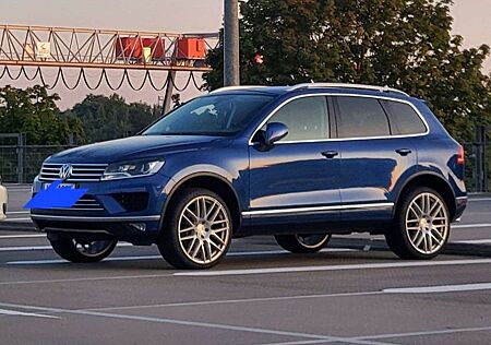 VW Touareg Volkswagen Allrad/ Start u. Stop / Anhänger kupplung( BMT)