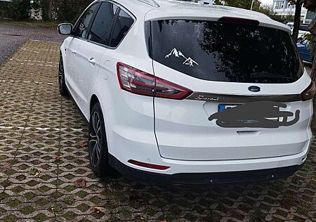 Ford Galaxy 2.0 TDCi Titanium