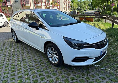 Opel Astra K 1.5d SportsTourer AHK Kamera Klima LED PDC SHZts