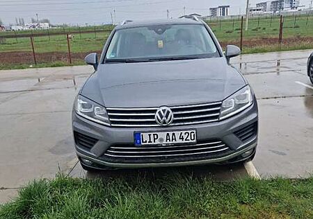 VW Touareg Volkswagen 3.0 V6 TDI SCR Blue Motion DPF Automatik Exclusive