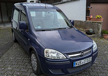Opel Combo 1.4 Twinport mit Style-Paket