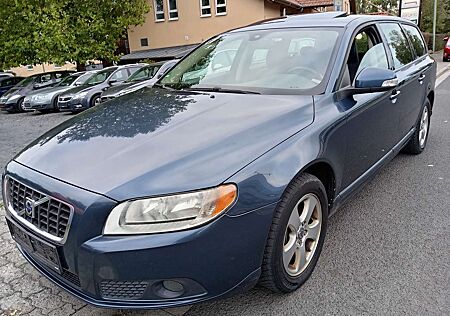 Volvo V70 D5 AWD
