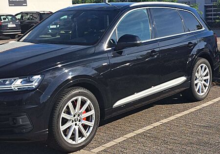 Audi Q7 3.0 TDI quattro tiptronic