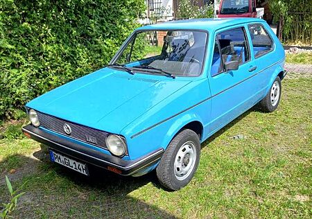 VW Golf Volkswagen 1