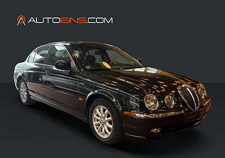 Jaguar S-Type 4.0 V8 32V*Schiebedach*Sitzheizung*Klima*