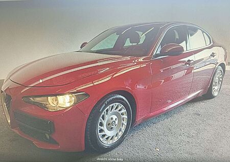 Alfa Romeo Giulia Super 2.2 Diesel 110 kW Modell 2017 !