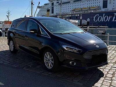 Ford S-Max Automatik/7Sitzer/Leder/AHK/Pano/LED/Titanium