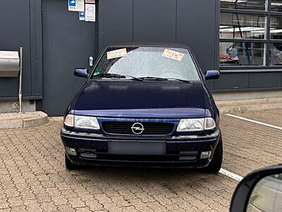 Opel Astra Astra Cabrio 1.8i Bertone Edition