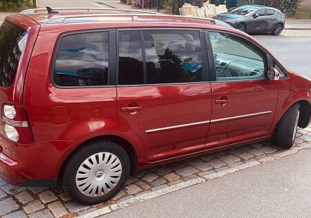 VW Touran Volkswagen 1.4 TSI DSG Freestyle