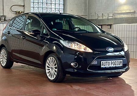 Ford Fiesta Titanium/ TÜV Neu