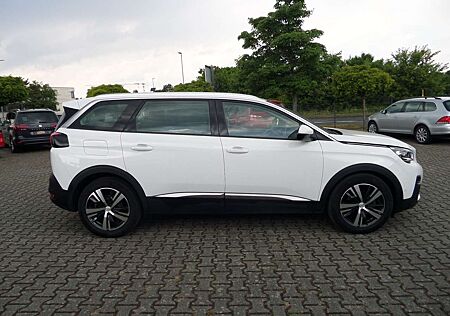 Peugeot 5008 Allure 2.0 BlueHDI+Navi+AHK+PanoSD+7xLeder+Massage