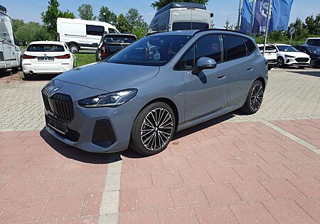 BMW 218 i Active Tourer M-Sport Navi HUD HarmK Kamera
