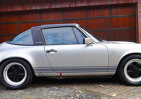 Porsche 911 Urmodell SC Targa 3,0 l 150 KW H-Kennzeichen