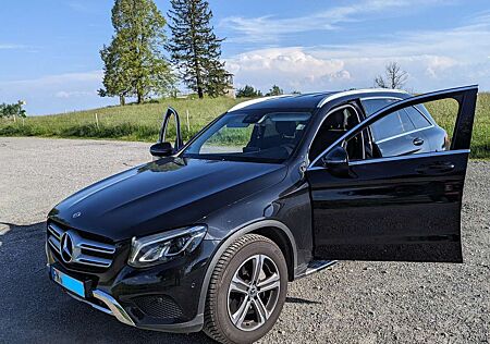 Mercedes-Benz GLC 220 d 4Matic 9G-TRONIC