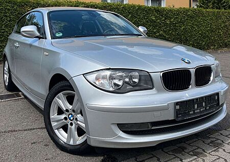 BMW 118 d Edition Sport PDC Sitzheizung TOP Gepflegt