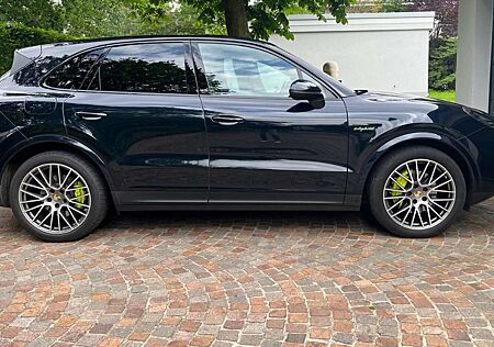 Porsche Cayenne E-Hybrid Platinum Edition