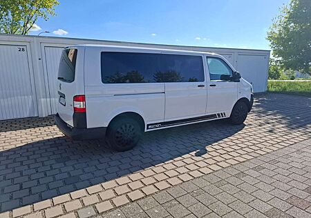 VW T5 Transporter Volkswagen Lang Version