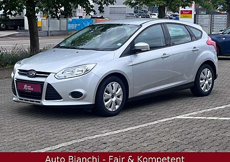 Ford Focus Lim. Trend *Automatik *PDC *Navi