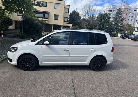 VW Touran Volkswagen 2.0 TDI DPF DSG STYLE