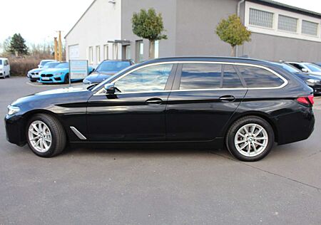 BMW 530 d xDrive Tour. +HUD+DAB+Hifi+Sportsitz+LASER+Leder