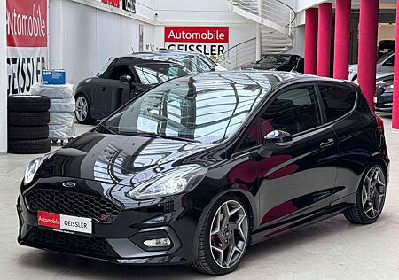 Ford Fiesta ST Panoramad.+Navi+Kamera+Klappenauspuff