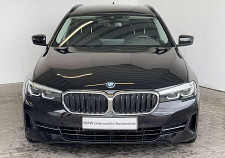BMW 530 e Tour. LiveCock.AHK.Keyl.ParkAss.SHZ.DAB.Tel