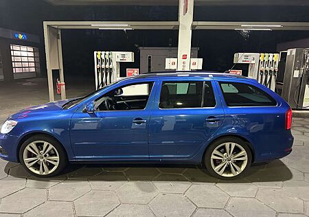Skoda Octavia Combi 2.0 TDI DPF RS