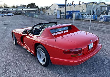 Dodge Viper Viper RT/10, #104 of 285 first year. Only 6000km