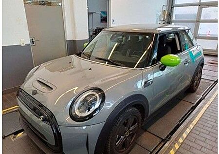 Mini Cooper SE Essential Trim DrivAss/SportSitze/Temp