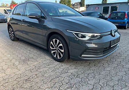 VW Golf Volkswagen VIII 2,0 TDI . Active/LED/Bi-Xenon/Panorama