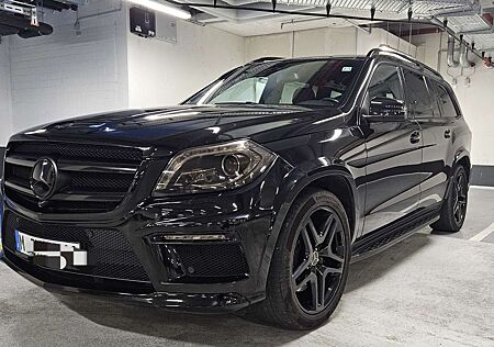 Mercedes-Benz GL 350 BlueTEC 4Matic 7G-TRONIC AMG PAKET, AHK PANORAMA