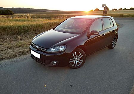 VW Golf Volkswagen 2.0 TDI DPF Comfortline Sportpaket Zahnriemen NEU