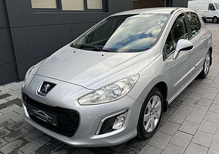 Peugeot 308 gebraucht kaufen Peugeot 308 2.0 HDI Active Klima 150 PS