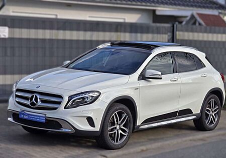 Mercedes-Benz GLA 180 d Edition Activity Urban Kamera Panorama