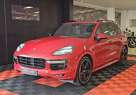 Porsche Cayenne GTS *SPORTDESIGN* (BOSE/PANO/CHRONO/PASM