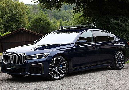 BMW 740 d L xDrive/M Sport/PANO/HUD/B&W/VOLL/ACC/AHK/