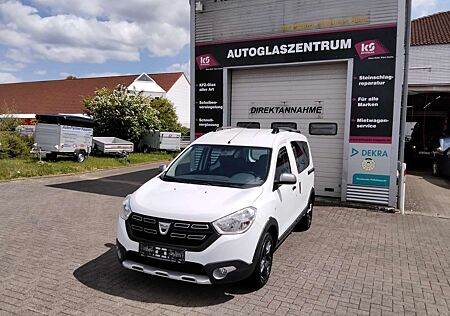 Dacia Dokker 1.2 TCe Stepway Celebration/1.Hnd./SHZG/NAVI/PDC